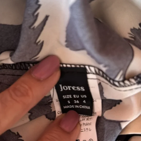 JORESS. Black/Tan Romper. Sleeveless. Elastic Waist. Size Small. - Picture 4 of 6